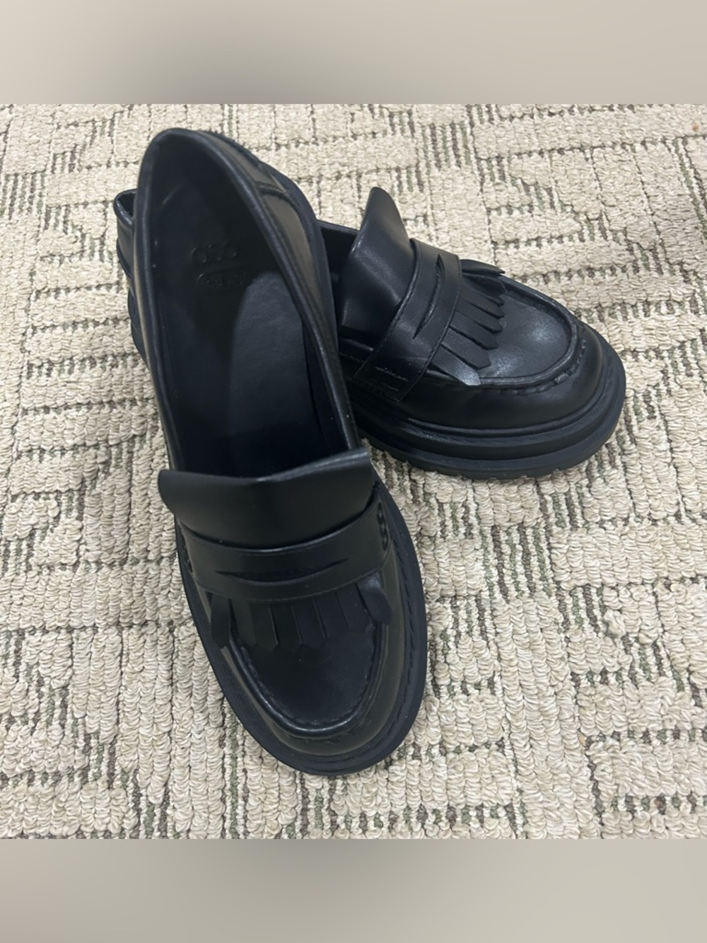 ASOS DESIGN Wide Fit chunky loafers size 6.5W - Picture 3 of 11